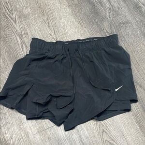 Nike Black Athletic Shorts Lightweight Double-Layer Design